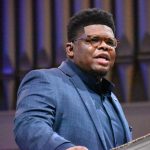 George Lee IV, minister of com¬munity engagement at Temple Bap¬tist, reminded Louisiana Baptists to develop a heart of service and win others to Jesus.