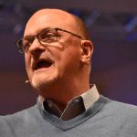 Thomas Hammond, exec¬utive director of the Georgia Baptist Mission Board, urged the crowd to do like Peter in Acts 3:1-12 and see the need, get involved and step out in faith.